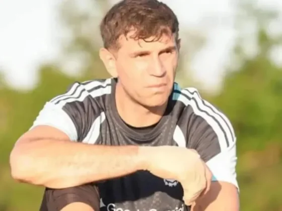 Dibu Martínez apareció vendado en la práctica, pero llevó tranquilidad de cara al debut en el Mundial 2026
