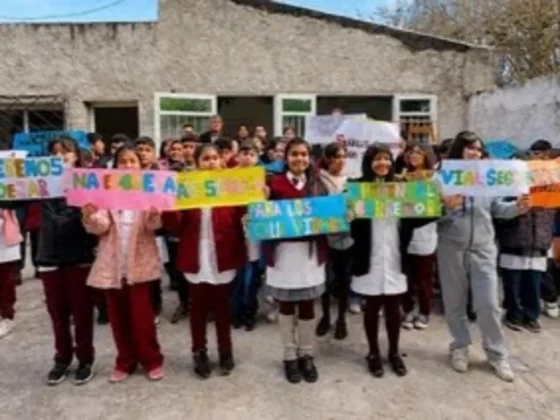 Alumnos de una escuela de Cerrillos impulsaron un proyecto vial y lograron que se convierta en ordenanza