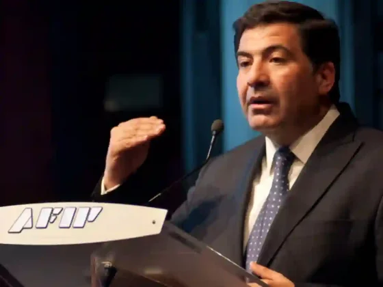 Ricardo Echegaray quedó fuera de la función pública tras una condena penal firme