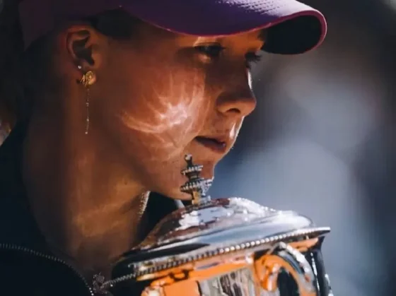 Con 19 años Mirra Andreeva conquistó su primer Grand Slam en París
