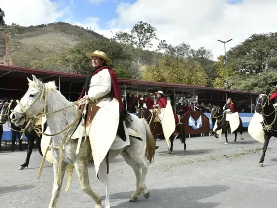 Desfile cívico-militar en barrio Santa Ana I: así será el homenaje por el 205° aniversario del paso a la inmortalidad de Martín Miguel de Güemes