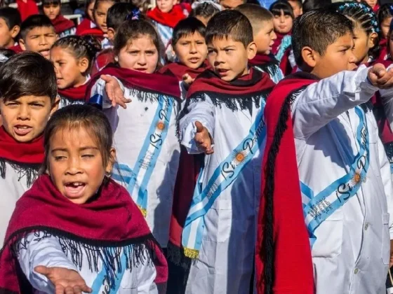 Estudiantes salteños harán la promesa a la Bandera en la Plaza 9 de Julio