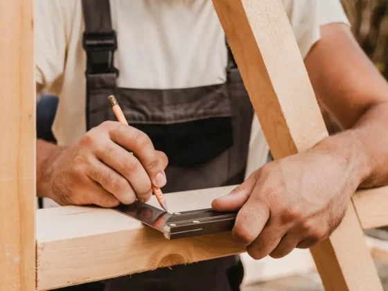 La Oficina de Empleo abre la búsqueda para oficial carpintero de obra