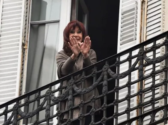 Casal solicitó a la Corte revocar la restitución de la pensión de Cristina Kirchner