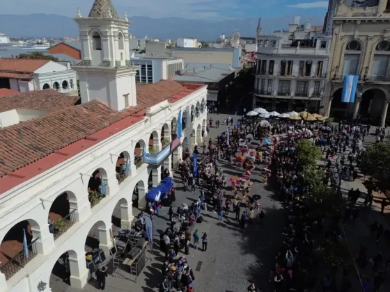 La ciudad de Salta recibe a miles de turistas en el inicio de las vacaciones de invierno
