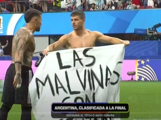 La Selección argentina celebró el pase a la final con un gesto por Malvinas