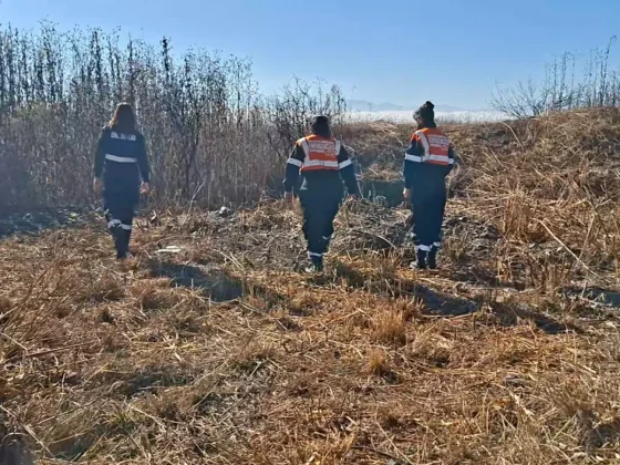 La Municipalidad recomienda aumentar los cuidados por la alerta por vientos e incendios
