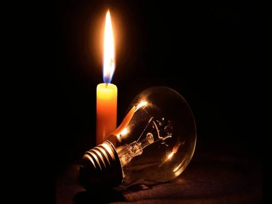El viento Zonda dejó cortes de luz y problemas de internet en distintos sectores