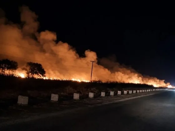 Dramática madrugada por un incendio en Rosario de Lerma