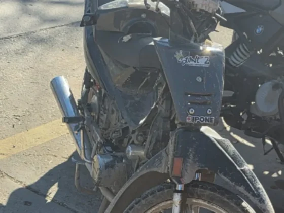Intentaron escapar en moto tras un intento de robo y fueron detenidos en la zona sur de la capital salteña