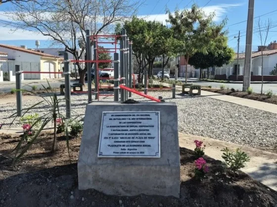 La Municipalidad renovó la plazoleta de la Economía Social de Villa Cristina