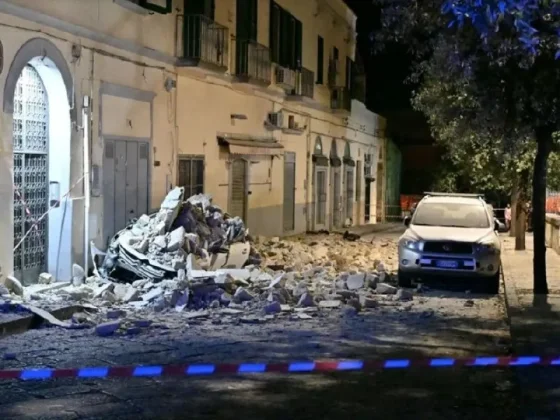 Fuerte terremoto sacudió el sur de Italia y dejó heridos y evacuaciones
