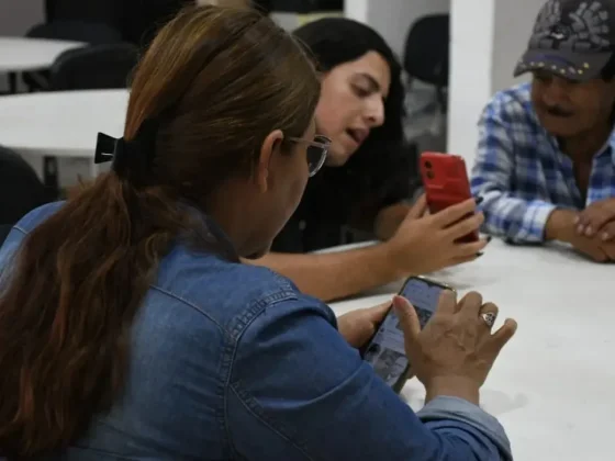 Vuelve “Bancarízate”, un taller gratuito de inclusión financiera para adultos mayores