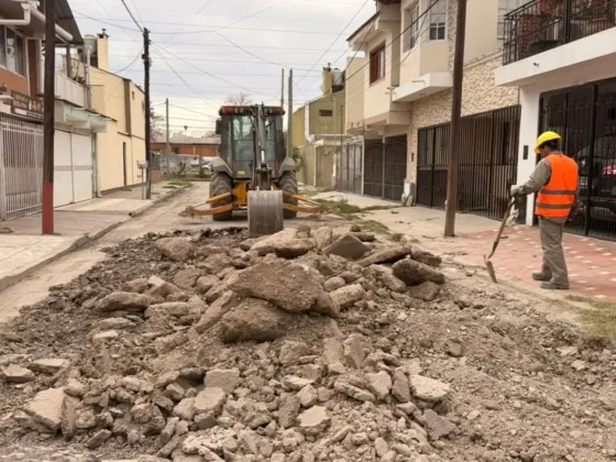 Dio inicio la pavimentación total del barrio Welindo Toledo