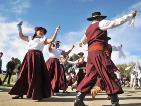 El folclore celebra su día: una tradición que mantiene viva la identidad de los pueblos