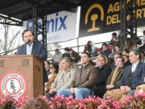 En La Rural, Sáenz insistió con el reclamo por rutas, logística y fondos para el campo salteño