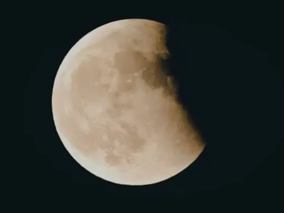 Esta noche habrá eclipse lunar y se podrá ver desde Salta: a qué hora mirar el cielo