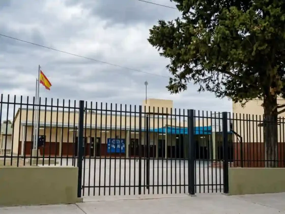 Restituyen a directora de escuela salteña tras ser apartada por gastos de fondos del comedor