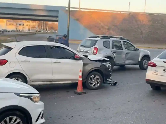 Peligro al volante: Chocó en la rotonda de San Luis con 1,56 de alcohol en sangre