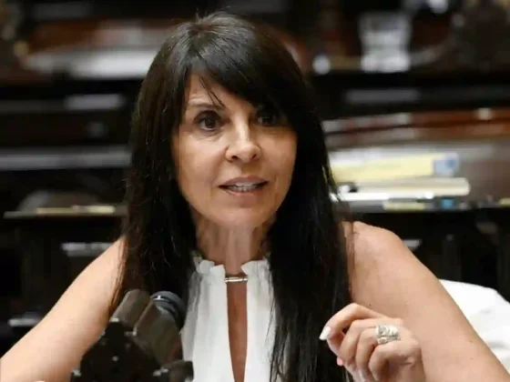 La Justicia ordenó un embargo en dólares contra la diputada Lorena Villaverde