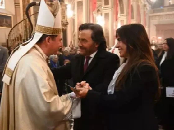 El gobernador Sáenz participó del primer día del Triduo del Milagro