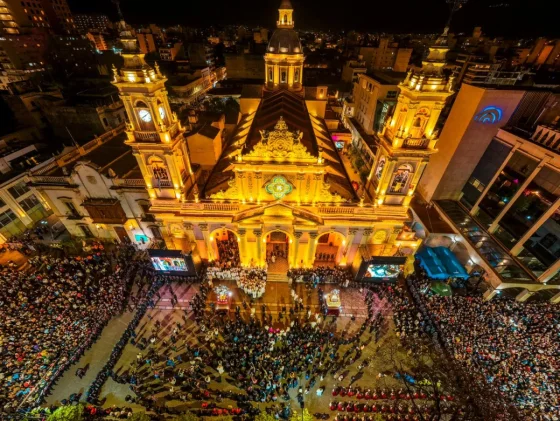 Cargnello destacó la renovación de la iluminación de la Catedral