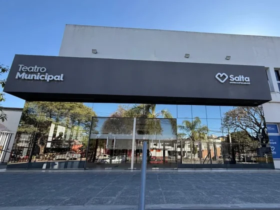 El Teatro Municipal se llena de clásicos con “La Noche del Recuerdo”