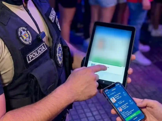 Menores usan credenciales truchas para simular mayor edad y burlar los controles