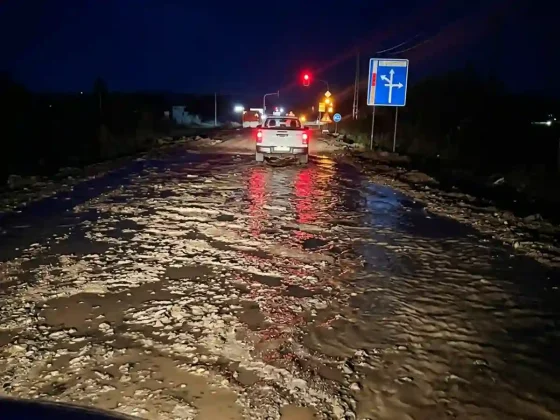 ¡Atención automovilistas! Rutas cortadas y alerta ante la crecida de cauces
