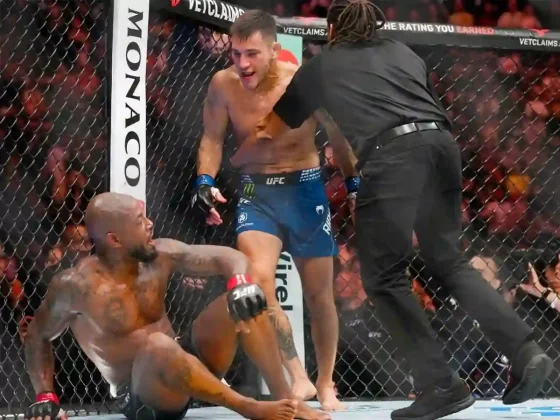El salteño Esteban Ribovics brilló en UFC y noqueó a King Green en el primer asalto