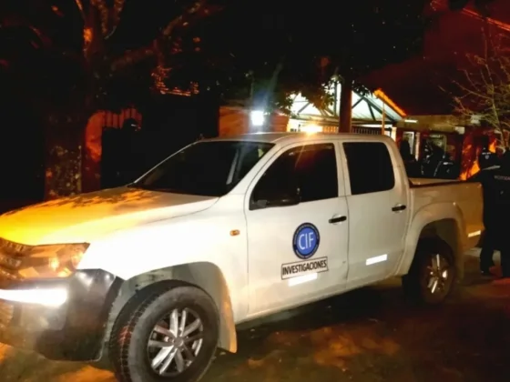 Muerte violenta en Miguel Ortiz: investigan el hallazgo de un hombre de 28 años sin vida en plena calle
