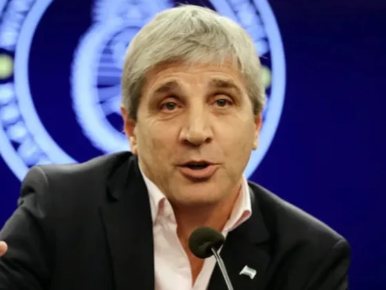 El Gobierno registró superávit fiscal en septiembre y profundizó el ajuste del gasto público
