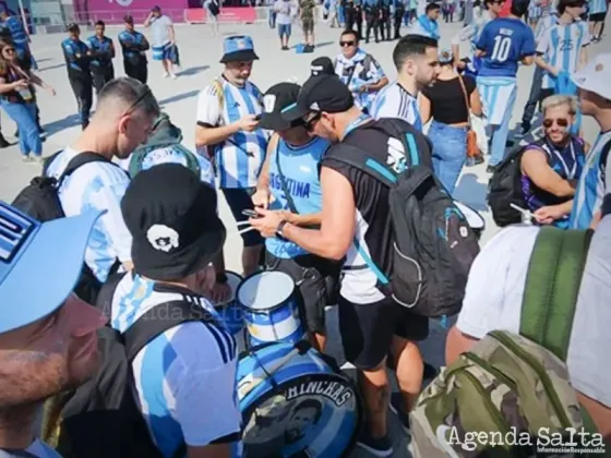 Hinchas argentinos copan el estadio Lusail