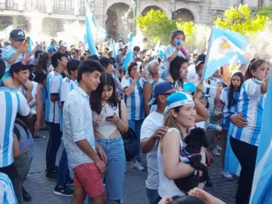 Ganó Argentina: Salta se vistió de celeste y blanco
