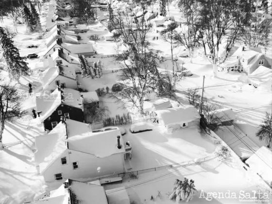 Un barrio de Cheektowaga, en Nueva York, bajo nieve. Foto AP