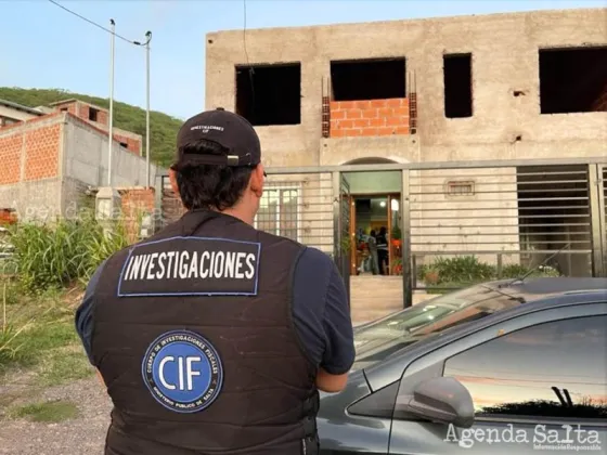 La investigación inició en mayo de 2022, luego de que ingresaran a la Fiscalía cientos de denuncias por estafas.